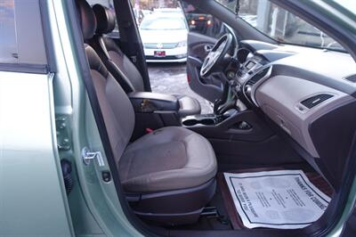 2012 Hyundai TUCSON GLS   - Photo 15 - Newark, NJ 07104