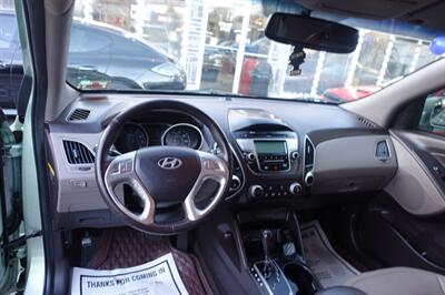 2012 Hyundai TUCSON GLS   - Photo 14 - Newark, NJ 07104