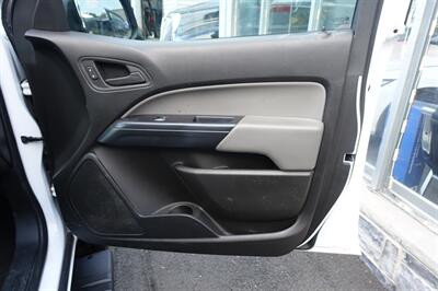 2017 Chevrolet Colorado Work Truck   - Photo 16 - Newark, NJ 07104