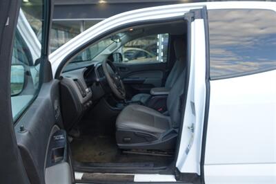 2017 Chevrolet Colorado Work Truck   - Photo 10 - Newark, NJ 07104