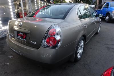 2005 Nissan Altima 2.5 S   - Photo 6 - Newark, NJ 07104