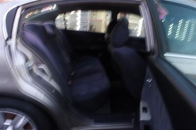 2005 Nissan Altima 2.5 S   - Photo 16 - Newark, NJ 07104