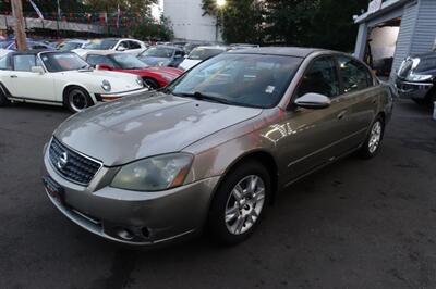 2005 Nissan Altima 2.5 S   - Photo 1 - Newark, NJ 07104