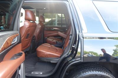2015 Cadillac Escalade Premium   - Photo 11 - Newark, NJ 07104
