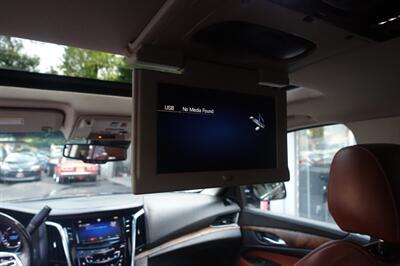 2015 Cadillac Escalade Premium   - Photo 26 - Newark, NJ 07104