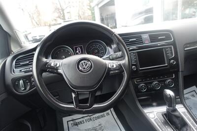 2017 Volkswagen Golf TSI SEL   - Photo 13 - Newark, NJ 07104