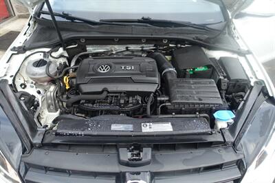 2017 Volkswagen Golf TSI SEL   - Photo 22 - Newark, NJ 07104