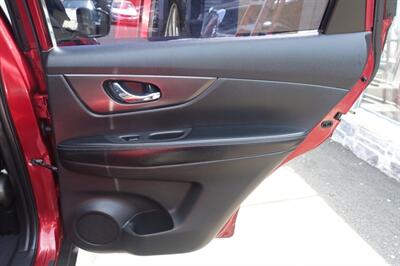 2016 Nissan Rogue S   - Photo 17 - Newark, NJ 07104