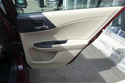 2013 Honda Accord EX-L   - Photo 17 - Newark, NJ 07104