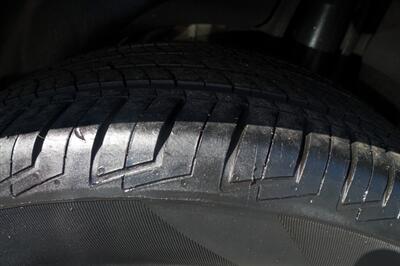 2008 Saturn Vue XR   - Photo 24 - Newark, NJ 07104