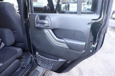 2012 Jeep Wrangler Sport   - Photo 18 - Newark, NJ 07104