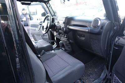 2012 Jeep Wrangler Sport   - Photo 15 - Newark, NJ 07104