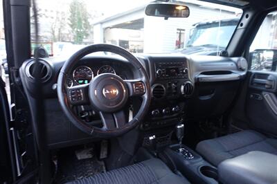 2012 Jeep Wrangler Sport   - Photo 13 - Newark, NJ 07104