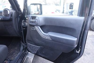 2012 Jeep Wrangler Sport   - Photo 16 - Newark, NJ 07104