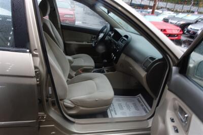 2007 Kia Spectra LX   - Photo 14 - Newark, NJ 07104