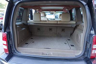 2010 Jeep Liberty Limited - Photo 18 - Newark, NJ 07104