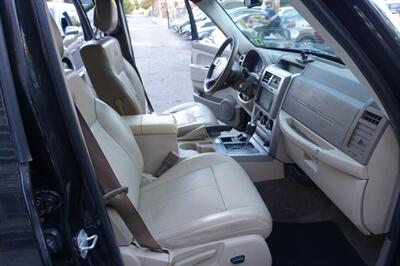 2010 Jeep Liberty Limited - Photo 19 - Newark, NJ 07104
