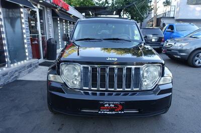 2010 Jeep Liberty Limited - Photo 2 - Newark, NJ 07104