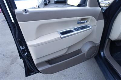 2010 Jeep Liberty Limited - Photo 14 - Newark, NJ 07104