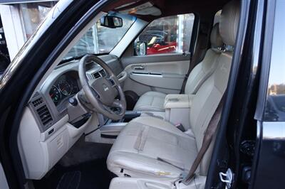 2010 Jeep Liberty Limited - Photo 13 - Newark, NJ 07104