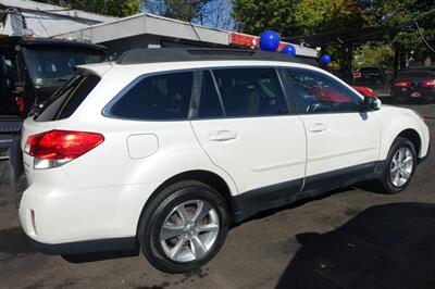 2014 Subaru Outback 2.5i Limited   - Photo 5 - Newark, NJ 07104