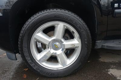 2007 Chevrolet Suburban LTZ - Photo 23 - Newark, NJ 07104