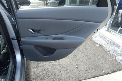 2021 Hyundai ELANTRA SEL   - Photo 17 - Newark, NJ 07104