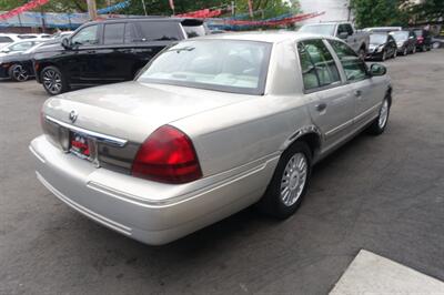 2007 Mercury Grand Marquis LS   - Photo 8 - Newark, NJ 07104