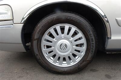 2007 Mercury Grand Marquis LS   - Photo 20 - Newark, NJ 07104
