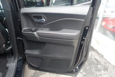 2017 Honda Ridgeline Black Edition   - Photo 17 - Newark, NJ 07104