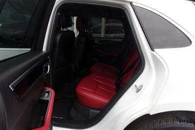2016 Porsche Macan S   - Photo 11 - Newark, NJ 07104