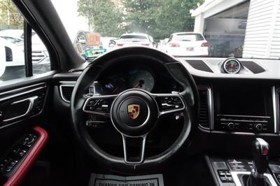 2016 Porsche Macan S   - Photo 13 - Newark, NJ 07104