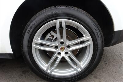 2016 Porsche Macan S   - Photo 24 - Newark, NJ 07104