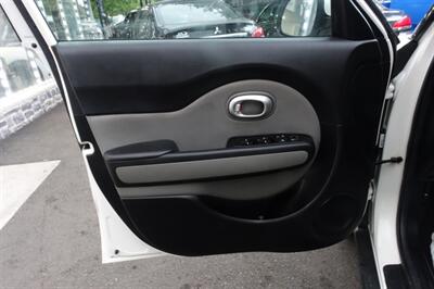 2016 Kia Soul   - Photo 10 - Newark, NJ 07104