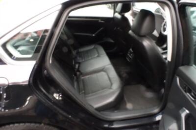 2017 Volkswagen Passat 1.8T SE - Photo 16 - Newark, NJ 07104