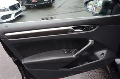 2017 Volkswagen Passat 1.8T SE - Photo 21 - Newark, NJ 07104