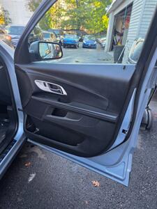 2014 Chevrolet Equinox LS - Photo 16 - Newark, NJ 07104