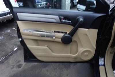 2010 Honda CR-V EX-L   - Photo 10 - Newark, NJ 07104