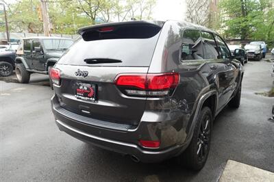 2019 Jeep Grand Cherokee Laredo   - Photo 5 - Newark, NJ 07104