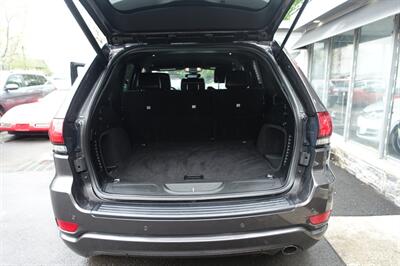 2019 Jeep Grand Cherokee Laredo   - Photo 21 - Newark, NJ 07104