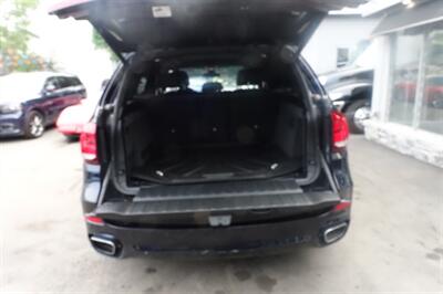 2017 BMW X5 xDrive35i - Photo 24 - Newark, NJ 07104
