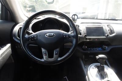 2015 Kia Sportage EX - Photo 12 - Newark, NJ 07104