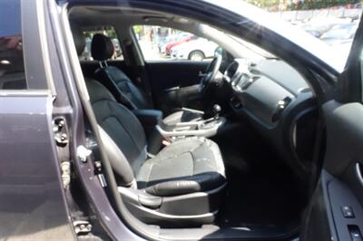 2015 Kia Sportage EX - Photo 13 - Newark, NJ 07104