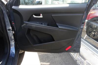 2015 Kia Sportage EX - Photo 14 - Newark, NJ 07104