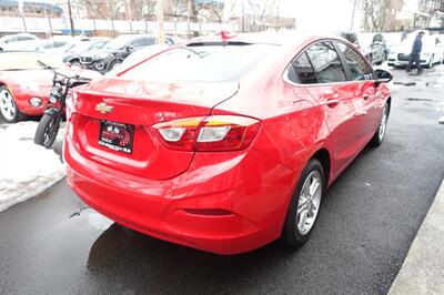 2016 Chevrolet Cruze LT Auto   - Photo 8 - Newark, NJ 07104