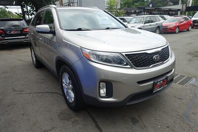 2015 Kia Sorento LX - Photo 3 - Newark, NJ 07104