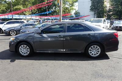 2012 Toyota Camry Hybrid LE   - Photo 4 - Newark, NJ 07104