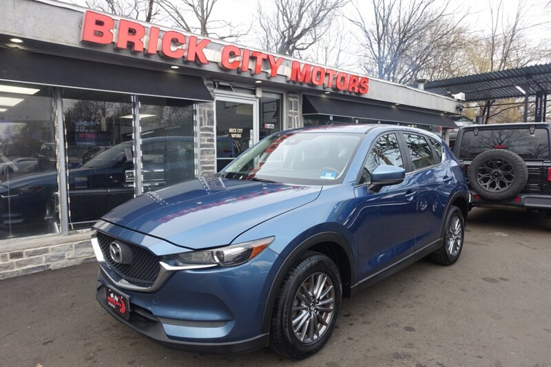 2018 Mazda CX-5 Sport's photo