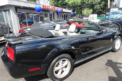 2008 Ford Mustang V6 Deluxe   - Photo 24 - Newark, NJ 07104