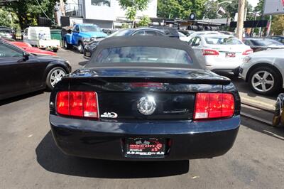 2008 Ford Mustang V6 Deluxe   - Photo 7 - Newark, NJ 07104